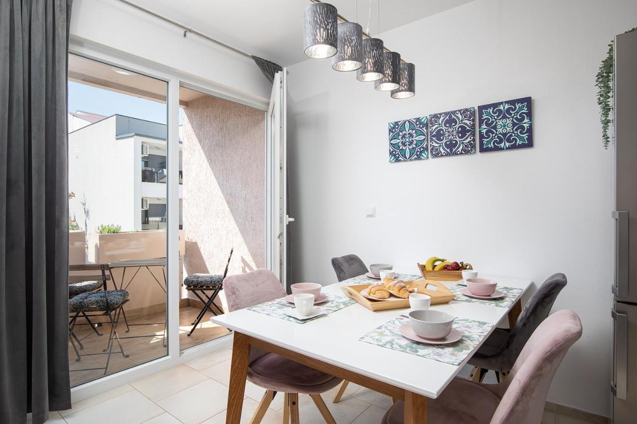 Stylish City Stay With Balcony & Free Parking PUY Eksteriør bilde