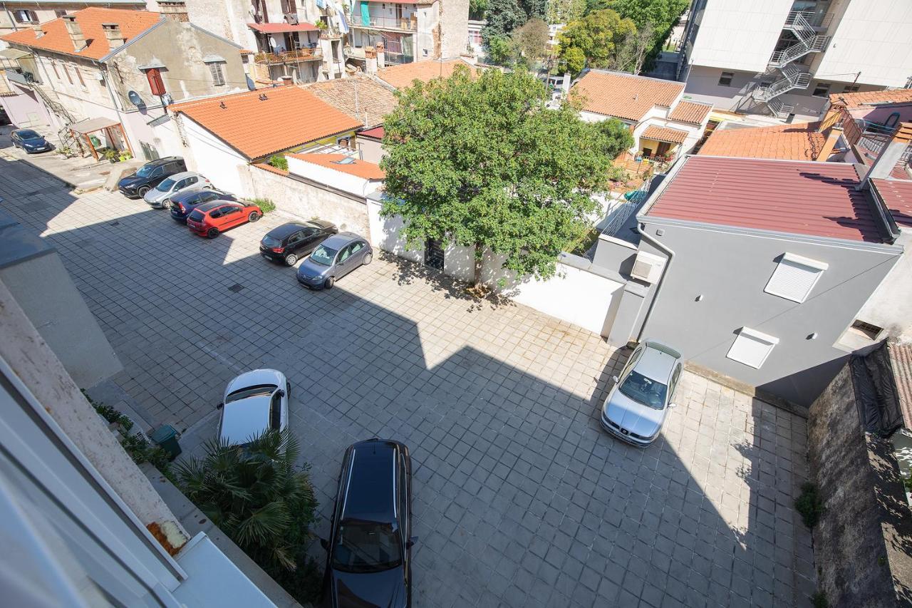 Stylish City Stay With Balcony & Free Parking PUY Eksteriør bilde