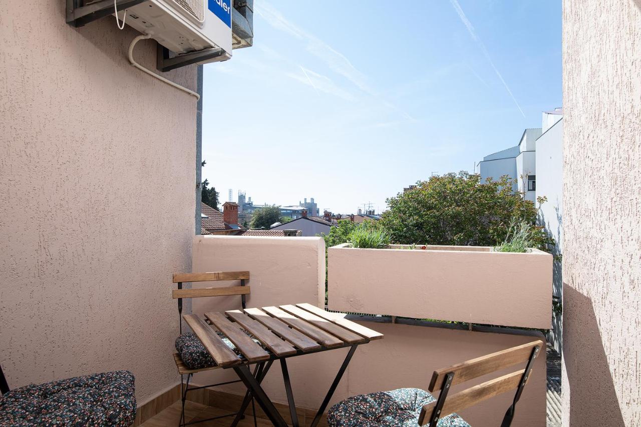 Stylish City Stay With Balcony & Free Parking PUY Eksteriør bilde